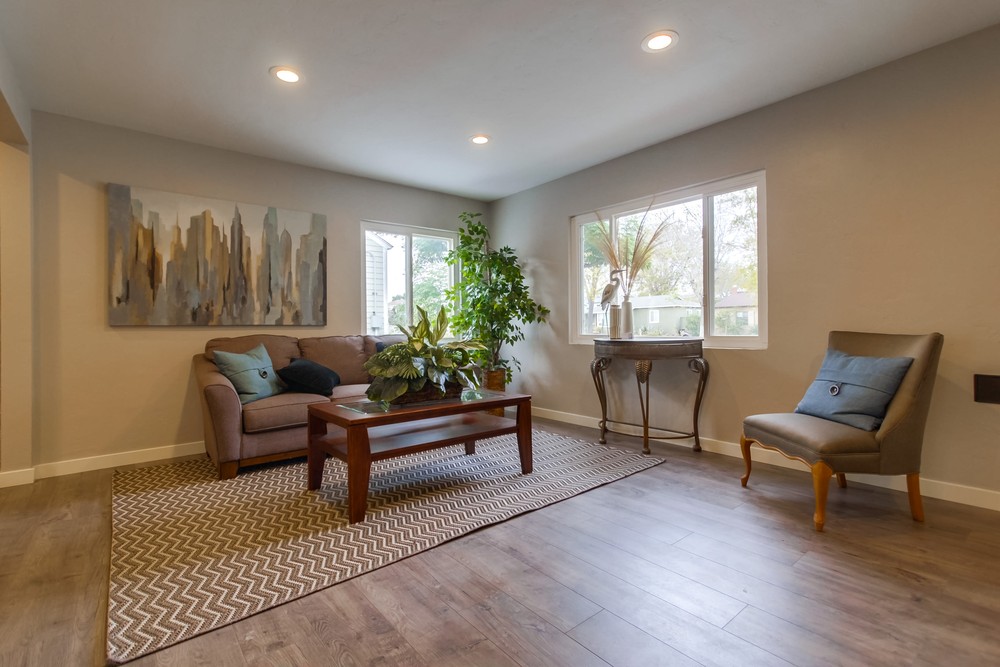 Virtual tour photo 10 of 47 for 3955 Aragon Dr