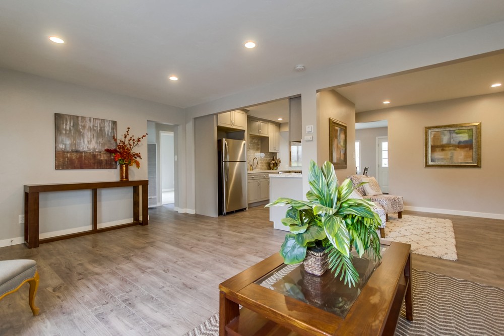 Virtual tour photo 12 of 47 for 3955 Aragon Dr