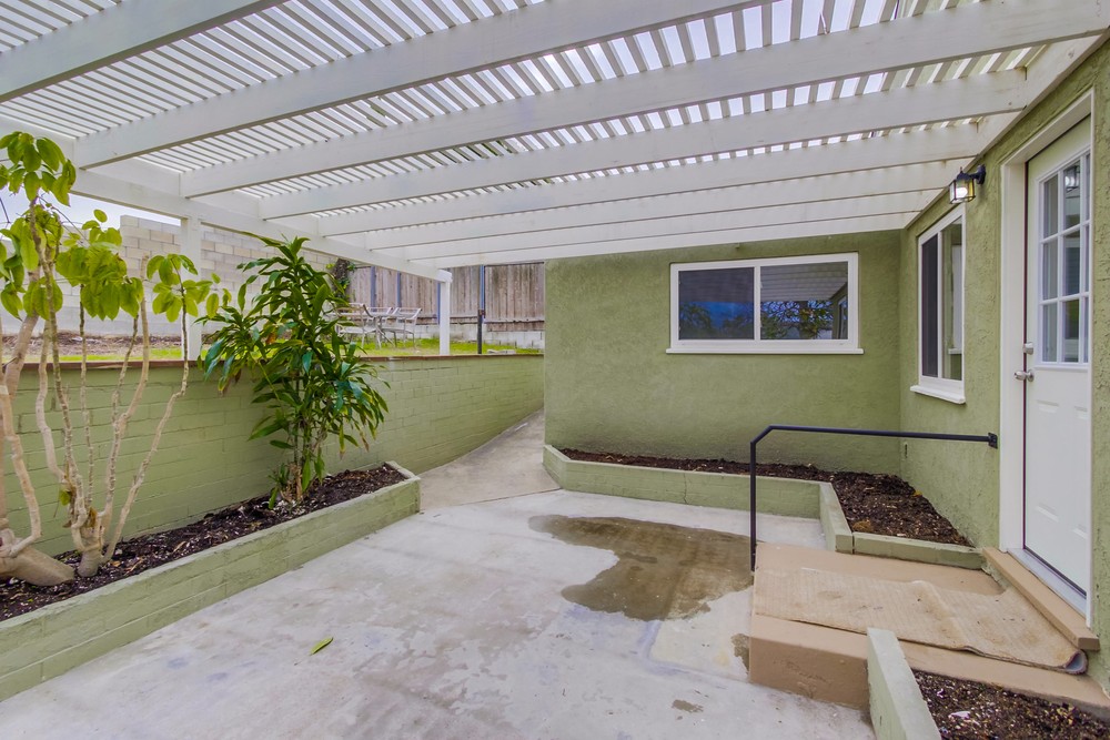 Virtual tour photo 39 of 47 for 3955 Aragon Dr