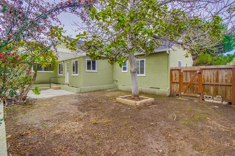 Virtual tour photo 41 of 47 for 3955 Aragon Dr