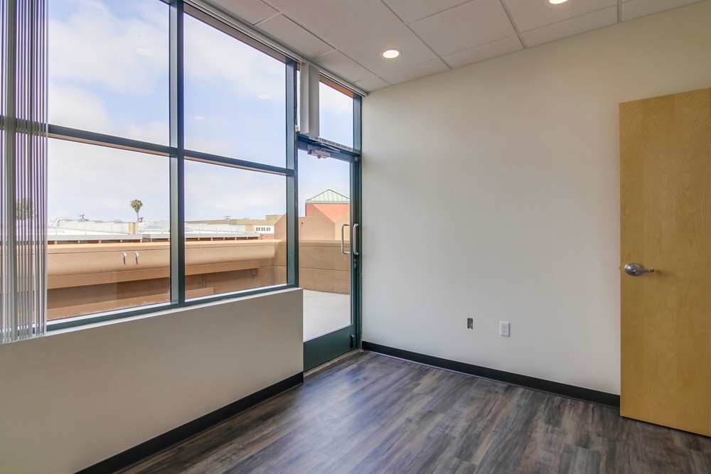Virtual tour photo 3 of 22 for 3955 Fifth Ave