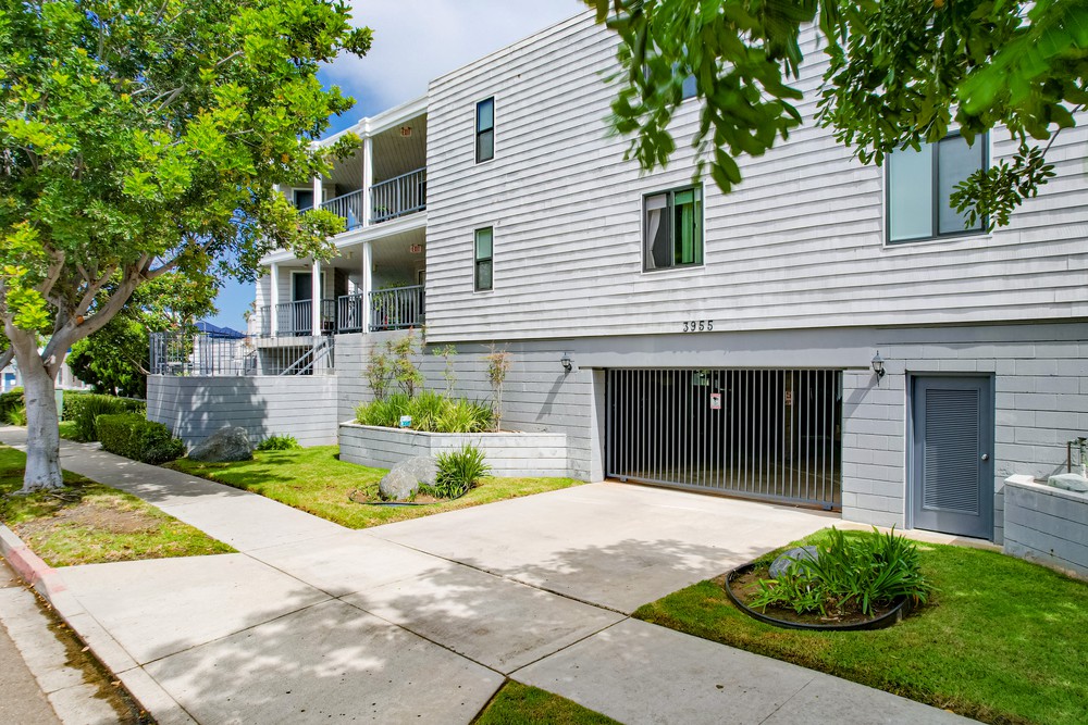 Virtual tour photo 10 of 51 for 3955 Honeycutt St UNIT 201