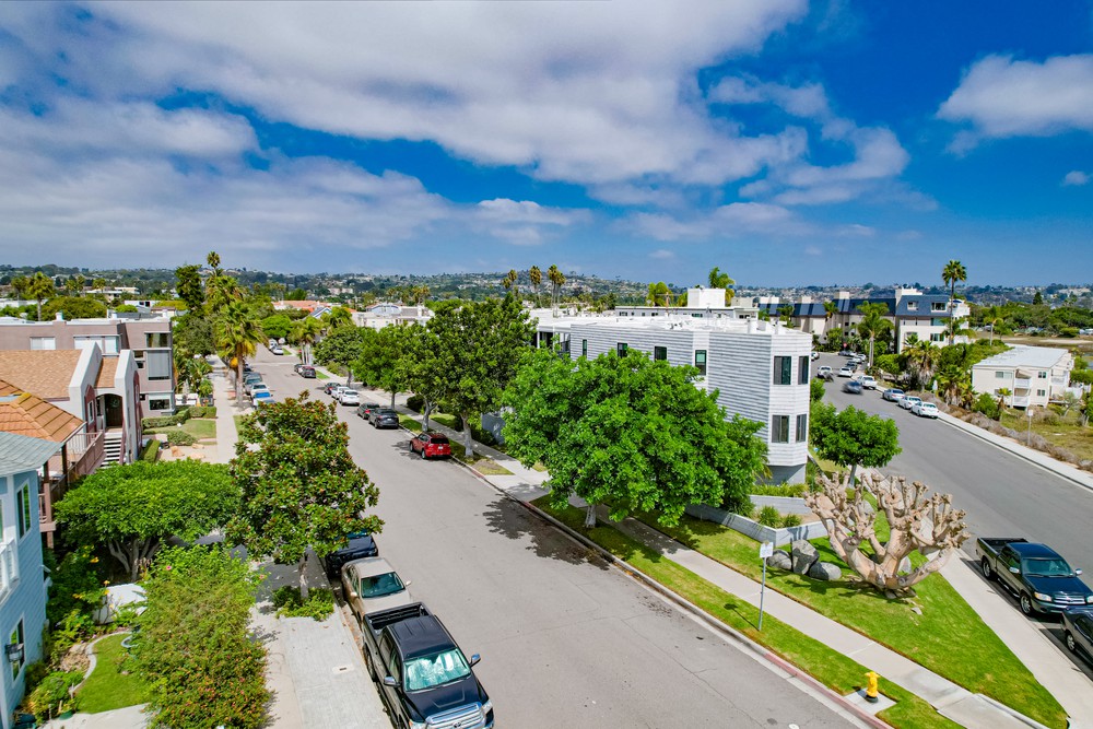 Virtual tour photo 14 of 51 for 3955 Honeycutt St UNIT 201