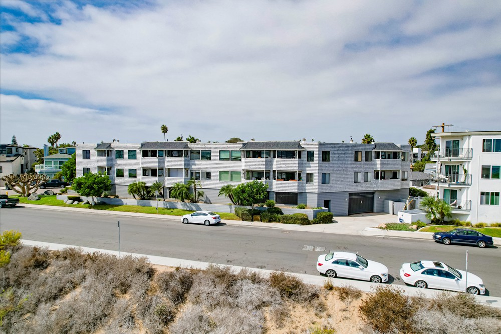 Virtual tour photo 24 of 51 for 3955 Honeycutt St UNIT 201
