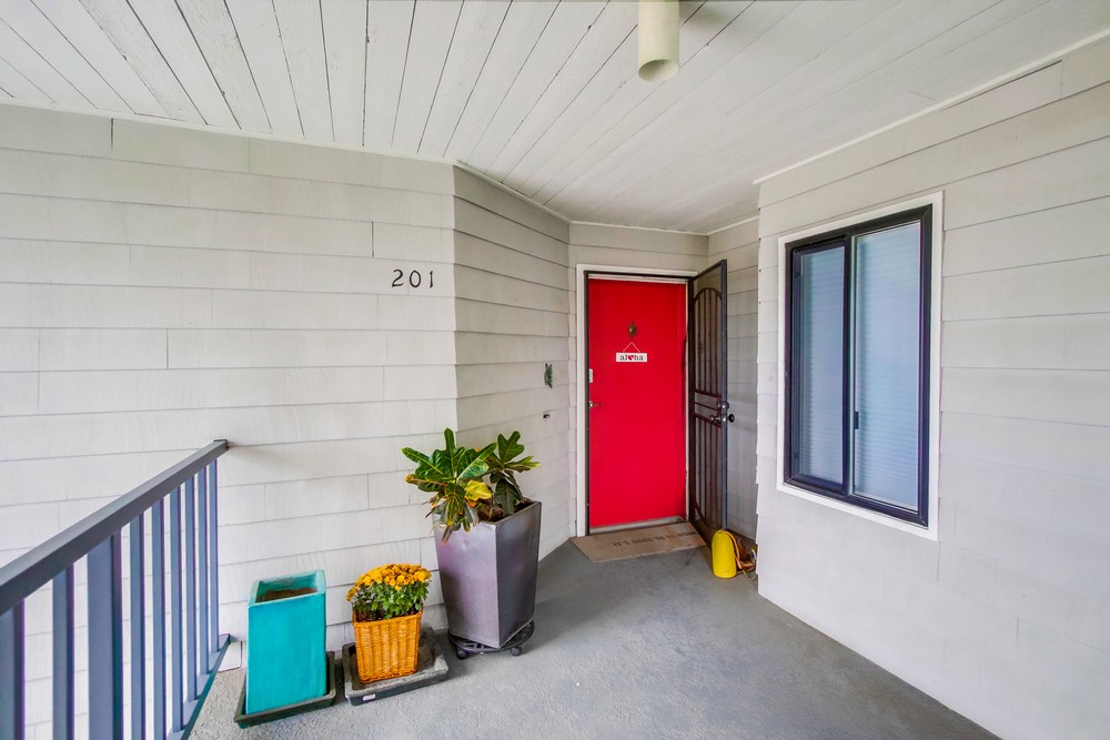 Virtual tour photo 6 of 96 for 3955 Honeycutt St UNIT 201