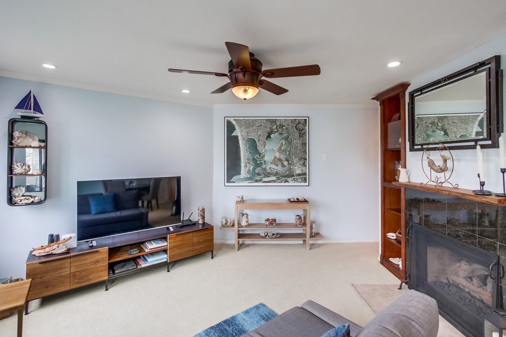 Virtual tour photo 9 of 96 for 3955 Honeycutt St UNIT 201