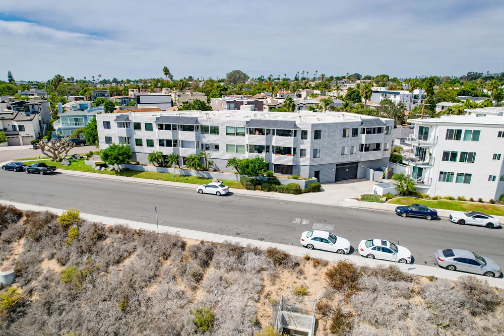 Virtual tour photo 70 of 96 for 3955 Honeycutt St UNIT 201