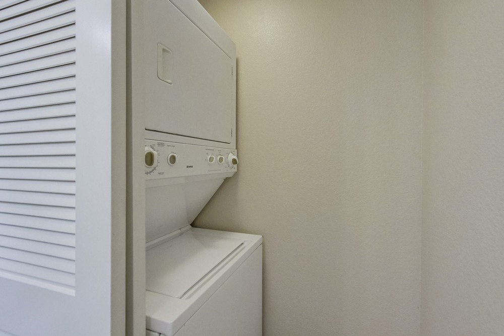 Virtual tour photo 18 of 39 for 3955 Nobel Dr