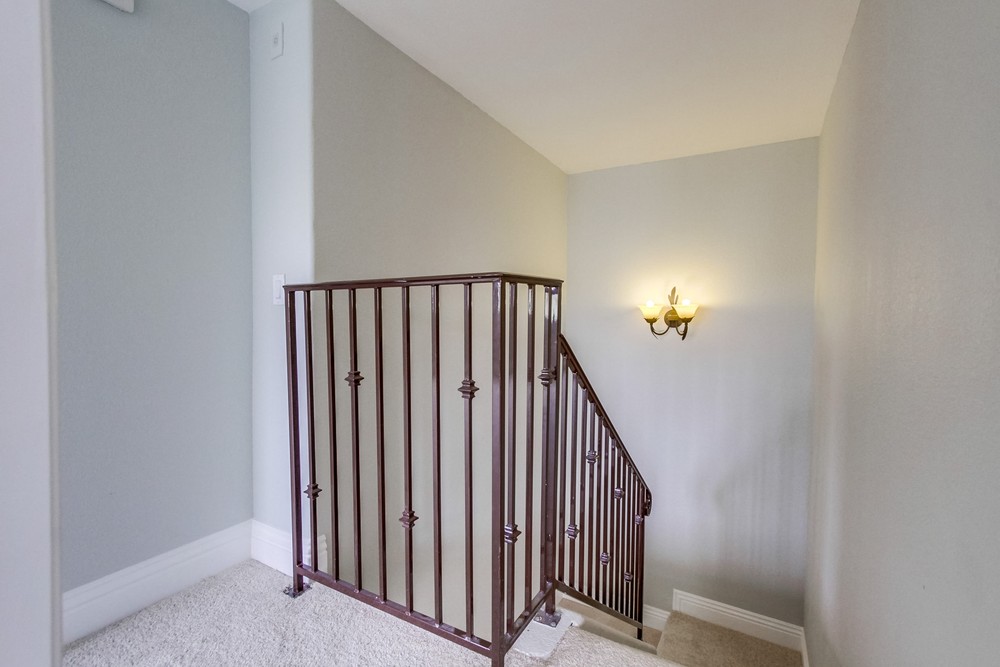 Virtual tour photo 19 of 39 for 3955 Nobel Dr