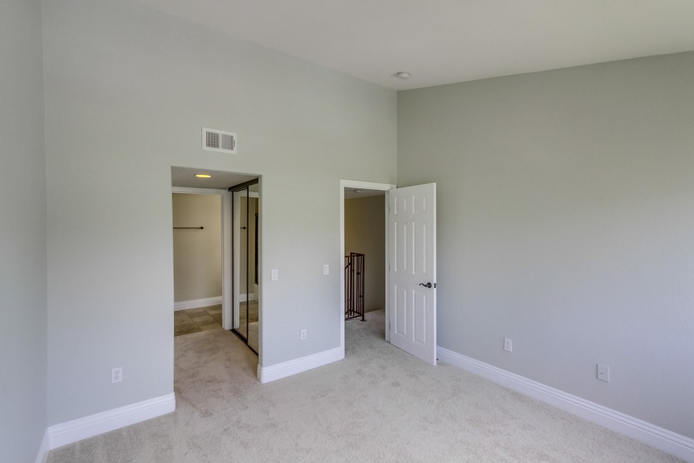 Virtual tour photo 23 of 39 for 3955 Nobel Dr