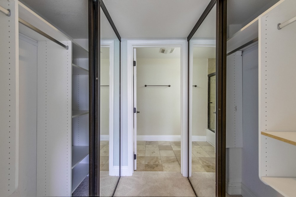 Virtual tour photo 25 of 39 for 3955 Nobel Dr