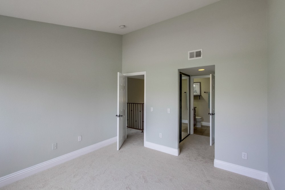 Virtual tour photo 31 of 39 for 3955 Nobel Dr