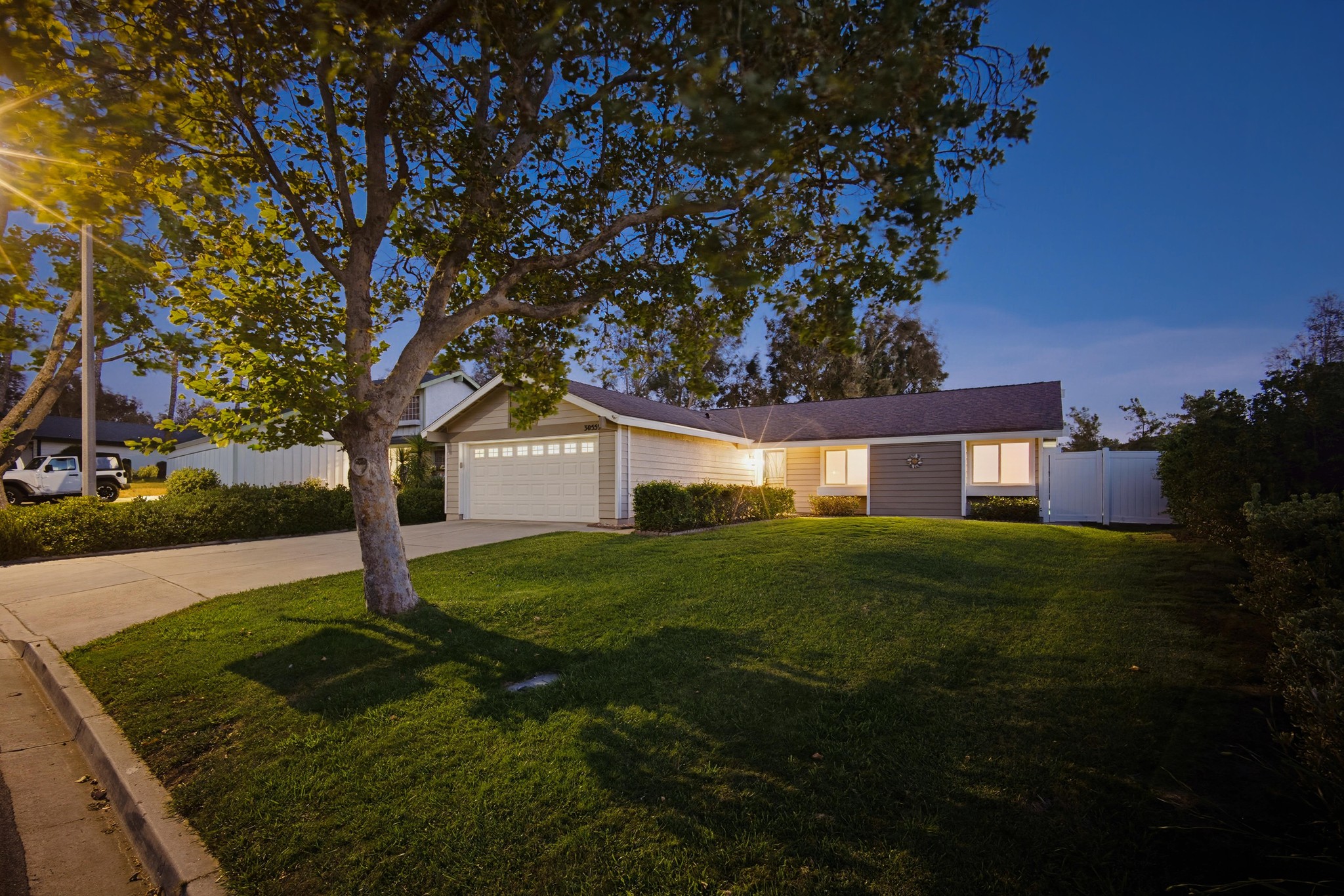 Virtual tour photo 3 of 47 for 39559 Moontide Ct