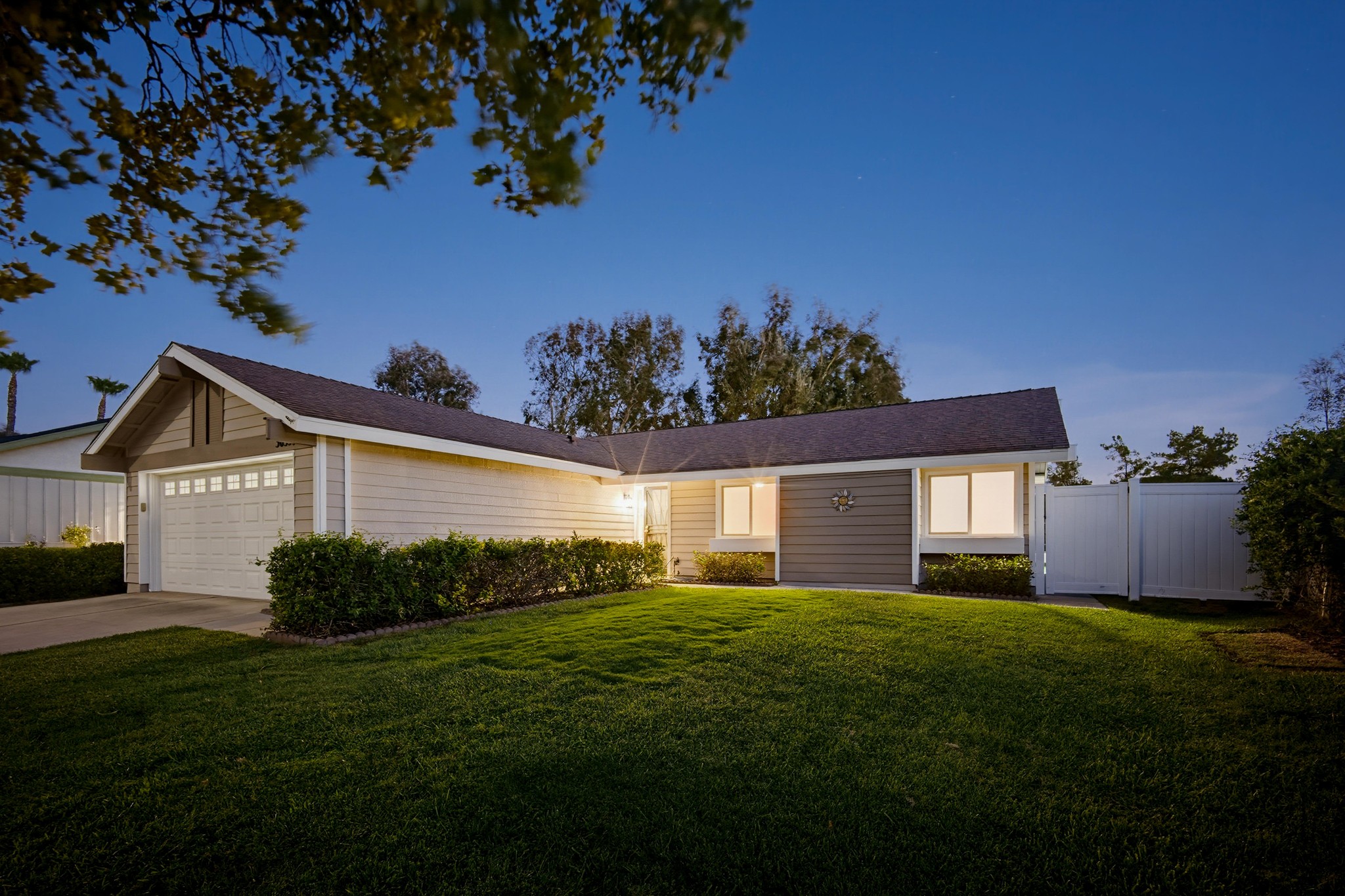 Virtual tour photo 6 of 47 for 39559 Moontide Ct