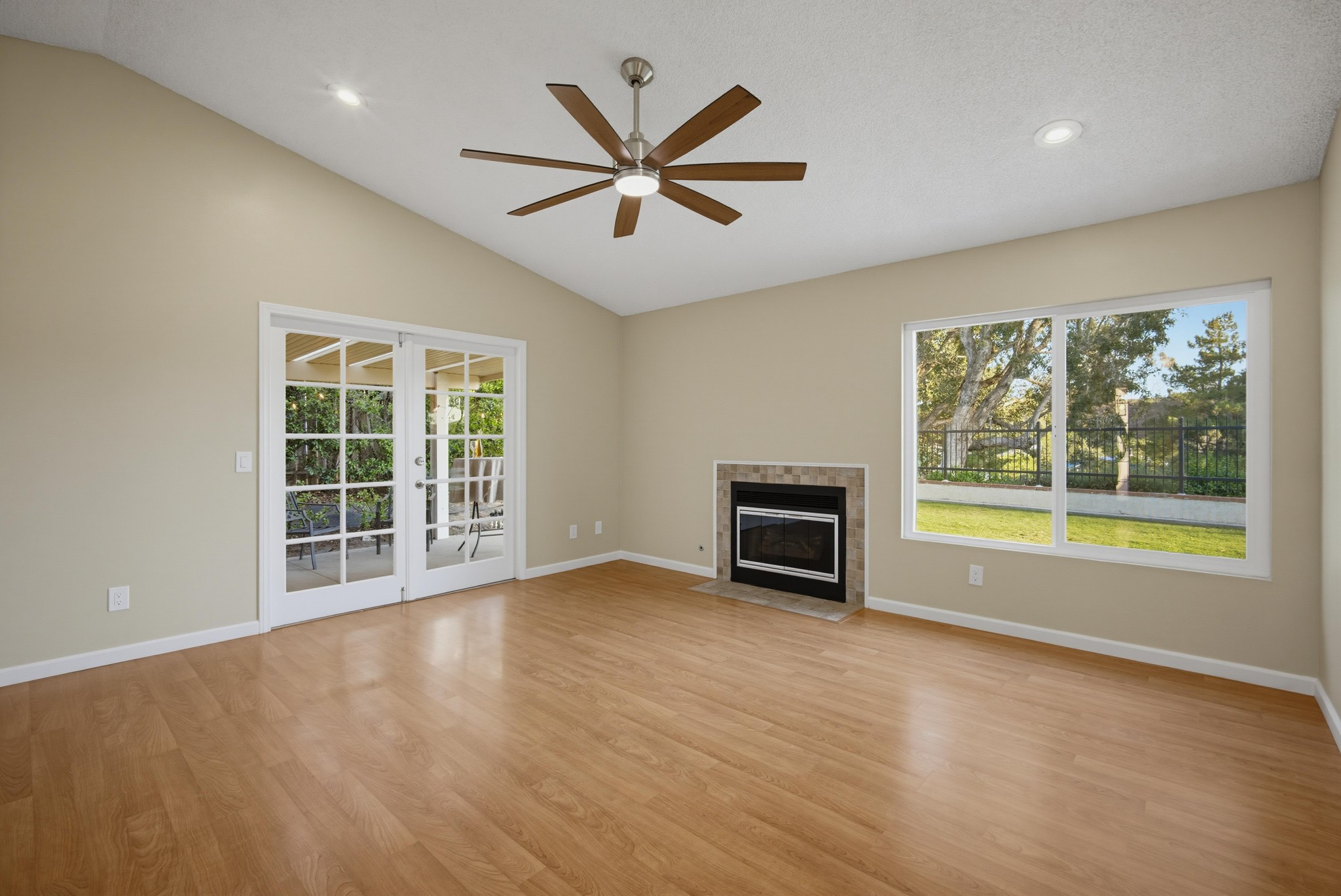 Virtual tour photo 17 of 47 for 39559 Moontide Ct