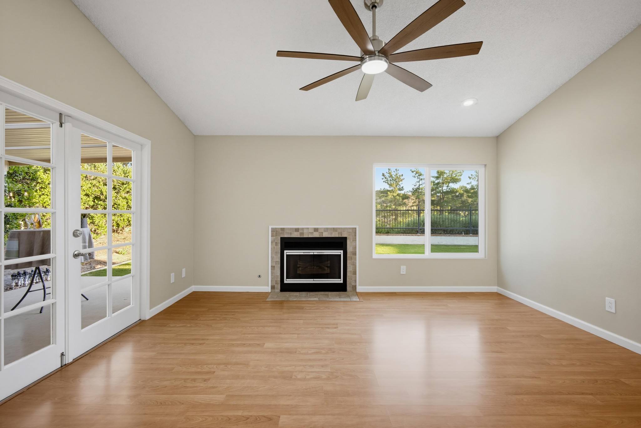 Virtual tour photo 21 of 47 for 39559 Moontide Ct