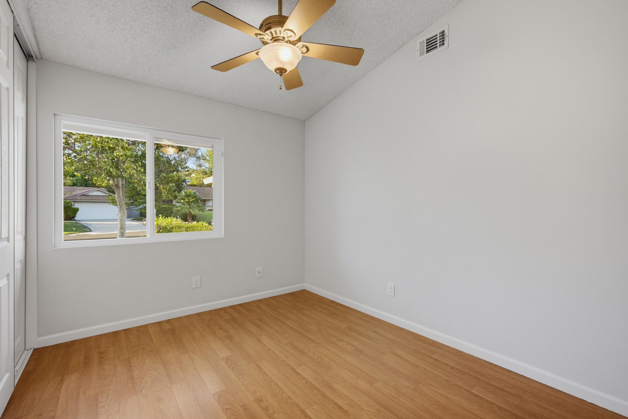 Virtual tour photo 30 of 47 for 39559 Moontide Ct