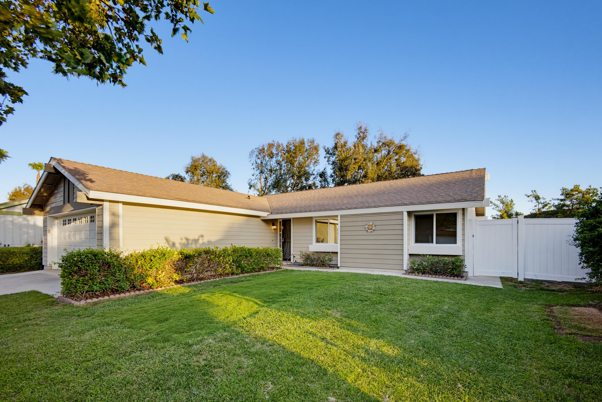 Virtual tour photo 37 of 47 for 39559 Moontide Ct