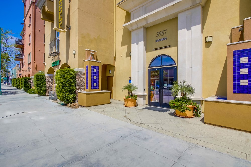 Virtual tour photo 4 of 45 for 3957 30th St #222