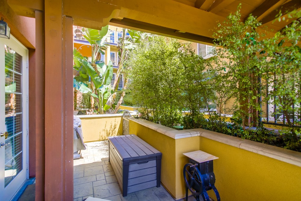Virtual tour photo 18 of 45 for 3957 30th St #222