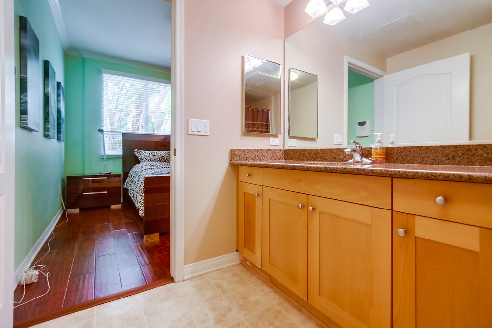 Virtual tour photo 37 of 45 for 3957 30th St #222