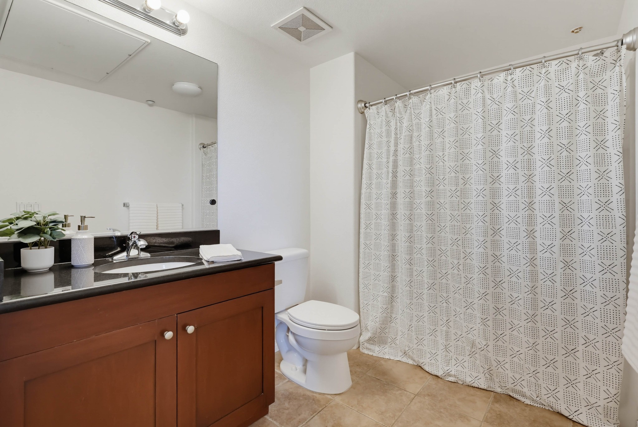 Virtual tour photo 28 of 77 for 3957 30th St