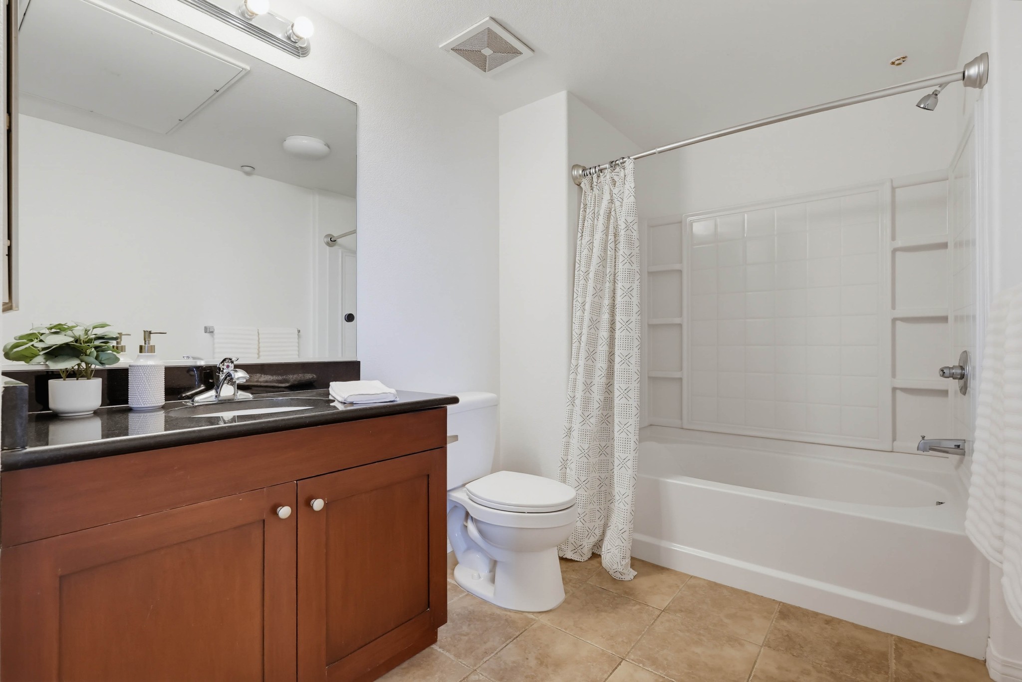 Virtual tour photo 29 of 77 for 3957 30th St