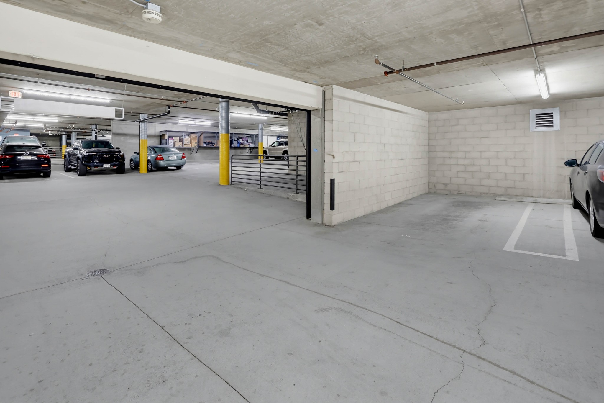 Virtual tour photo 72 of 77 for 3957 30th St