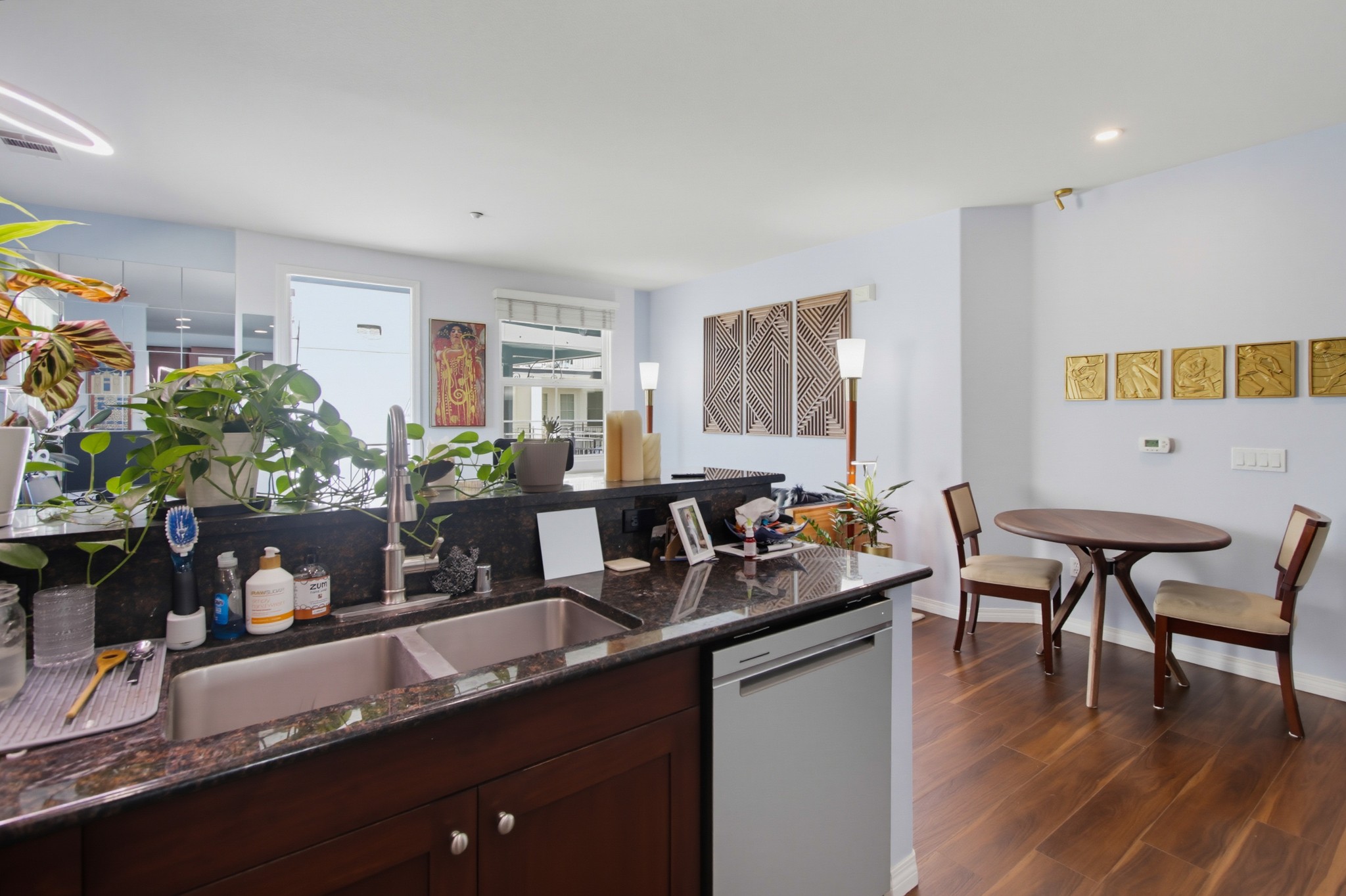 Virtual tour photo 13 of 25 for 3957 30th St Unit 415