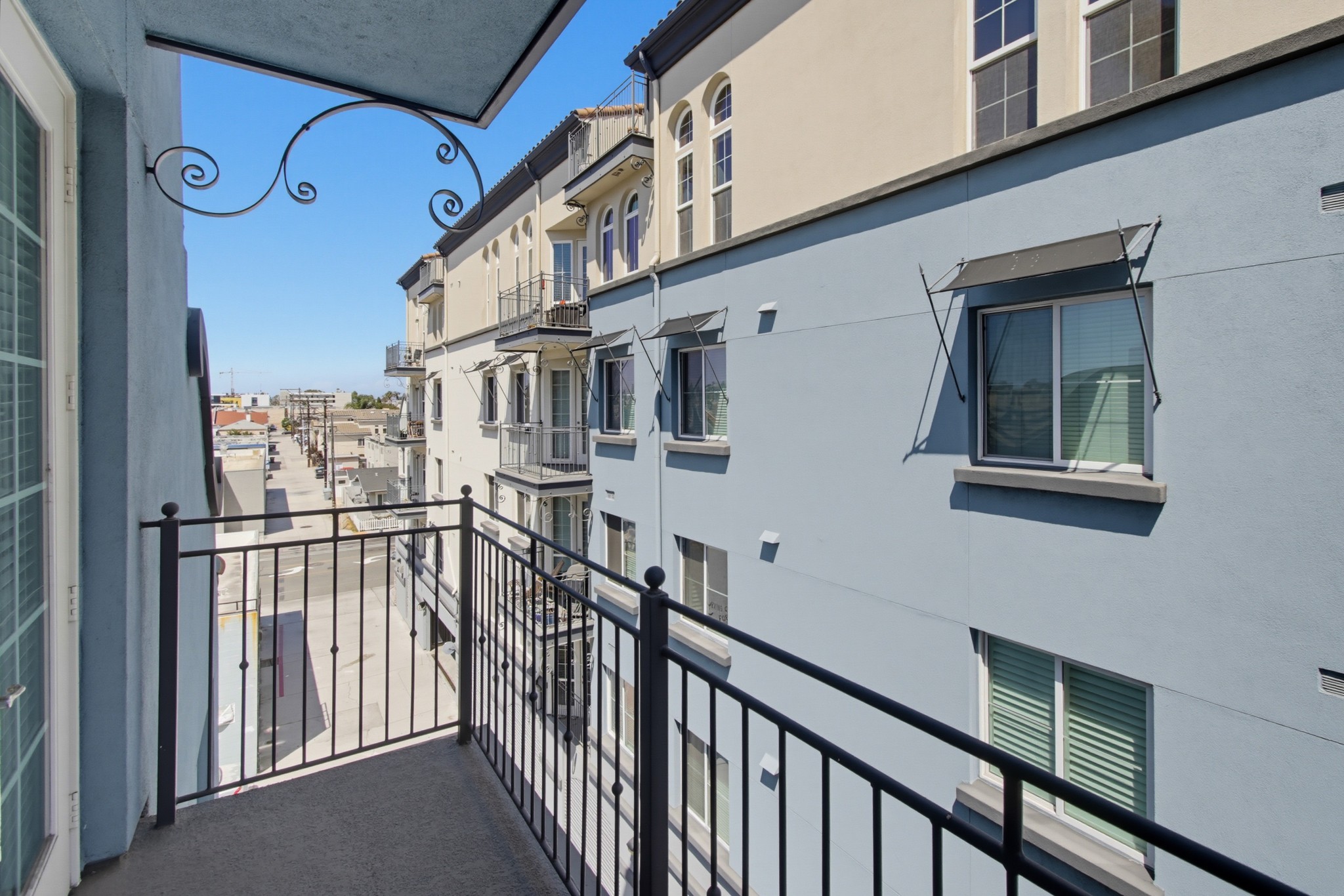 Virtual tour photo 20 of 25 for 3957 30th St Unit 415