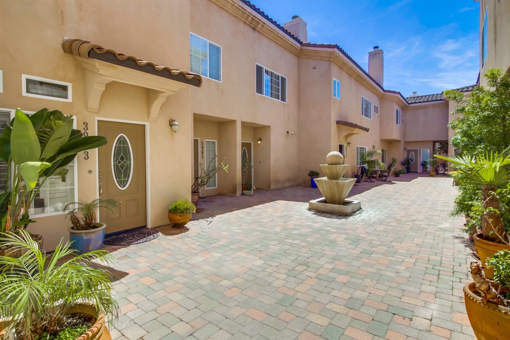 Virtual tour photo 6 of 51 for 3957 Riviera Dr