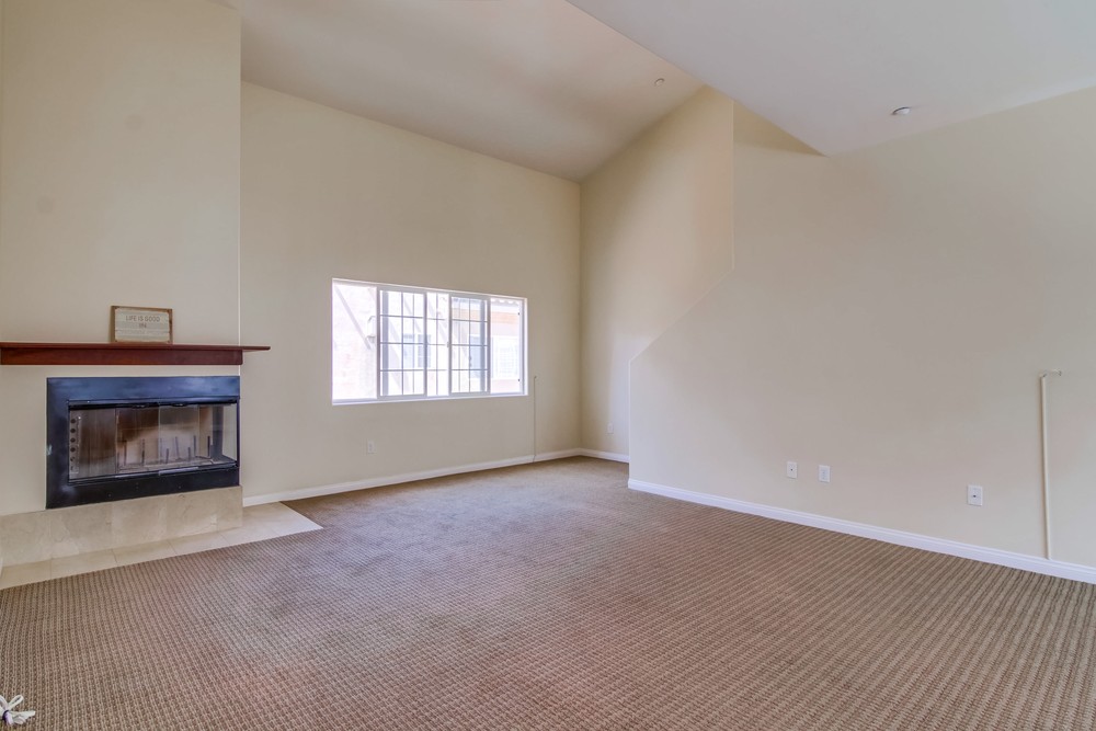 Virtual tour photo 17 of 51 for 3957 Riviera Dr