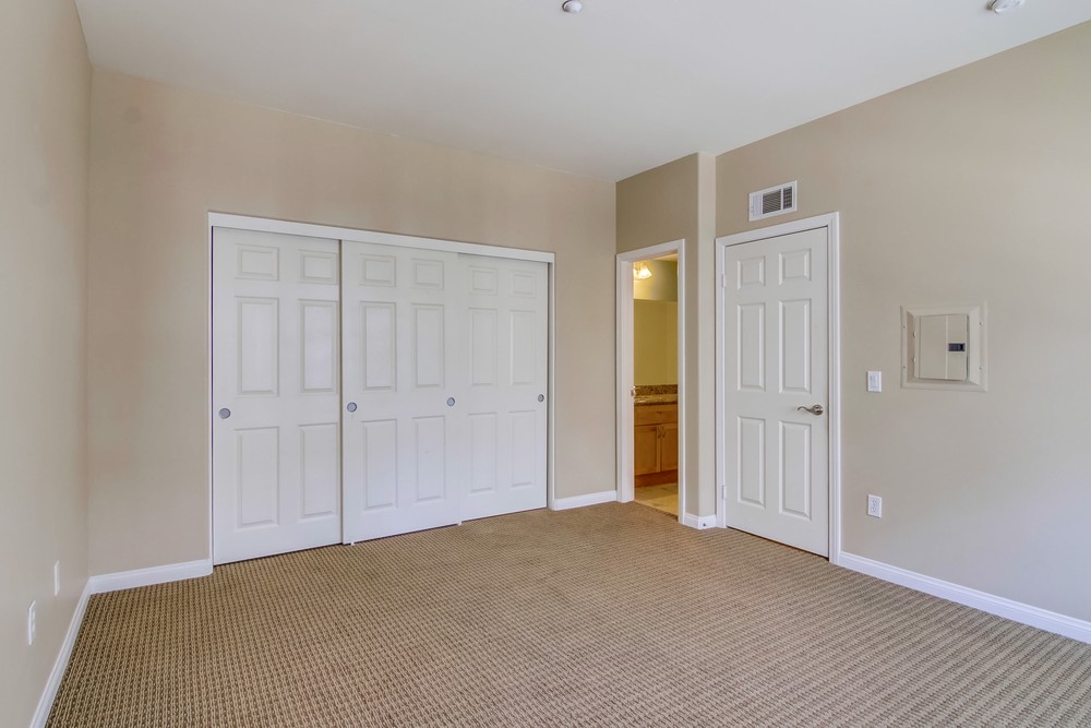 Virtual tour photo 33 of 51 for 3957 Riviera Dr