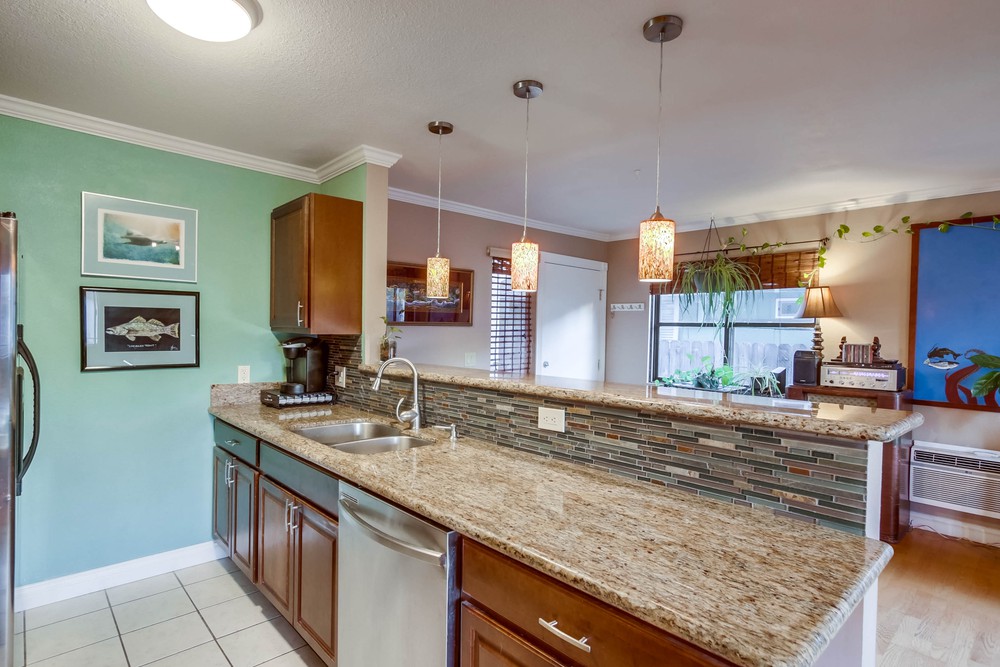 Virtual tour photo 14 of 47 for 3959 Alabama St
