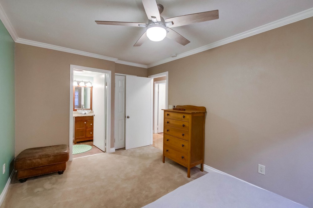 Virtual tour photo 20 of 47 for 3959 Alabama St