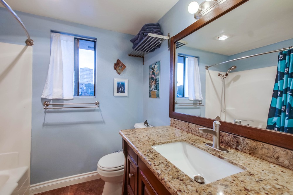 Virtual tour photo 27 of 47 for 3959 Alabama St