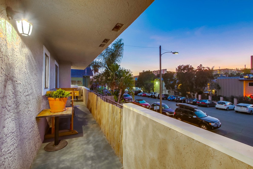 Virtual tour photo 29 of 47 for 3959 Alabama St