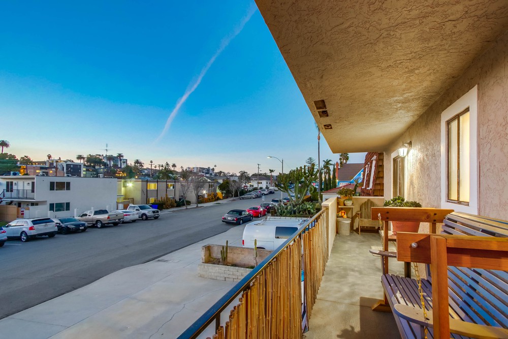 Virtual tour photo 35 of 47 for 3959 Alabama St