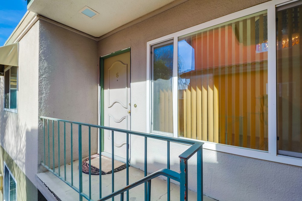 Virtual tour photo 9 of 27 for 3960 Arizona St APT 6