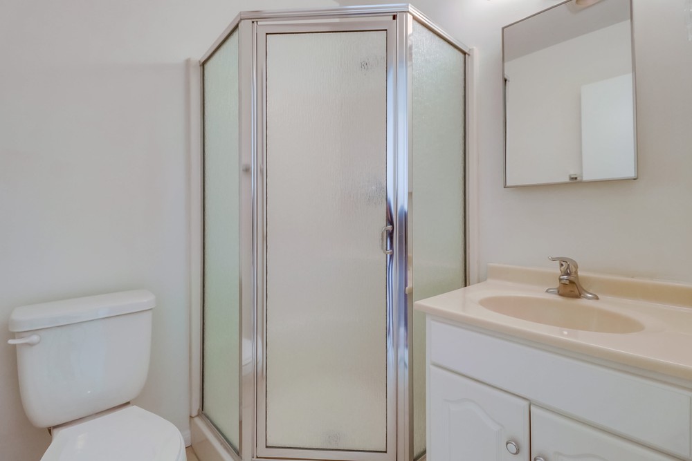 Virtual tour photo 25 of 27 for 3960 Arizona St APT 6