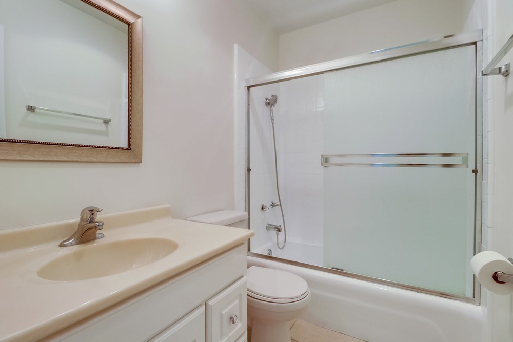 Virtual tour photo 28 of 27 for 3960 Arizona St APT 6