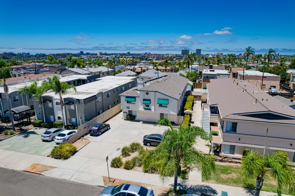Virtual tour photo 4 of 33 for 3960 Idaho St
