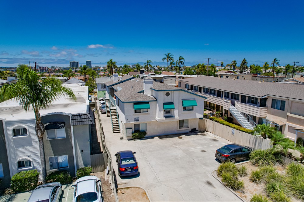 Virtual tour photo 5 of 33 for 3960 Idaho St