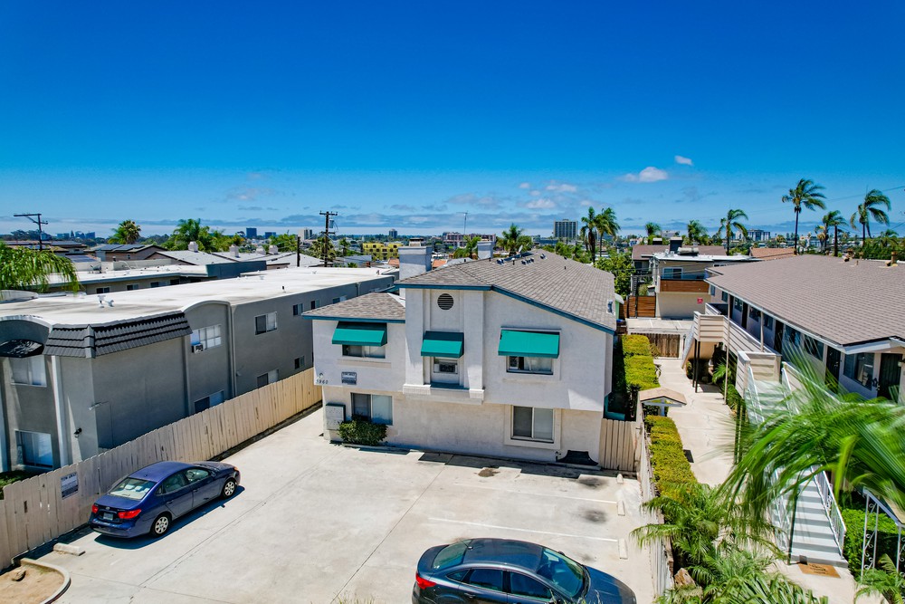Virtual tour photo 10 of 33 for 3960 Idaho St