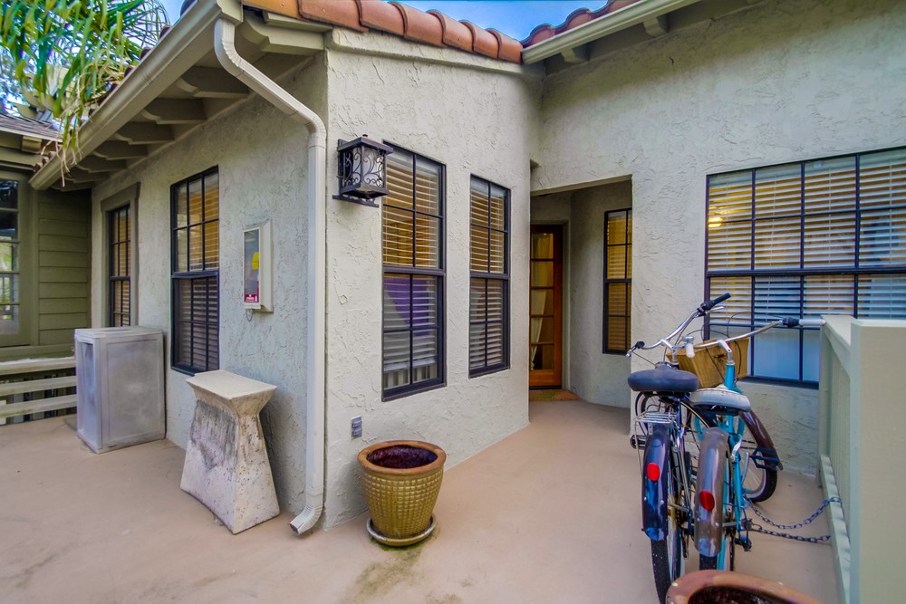 Virtual tour photo 5 of 41 for 3961 Hortensia St