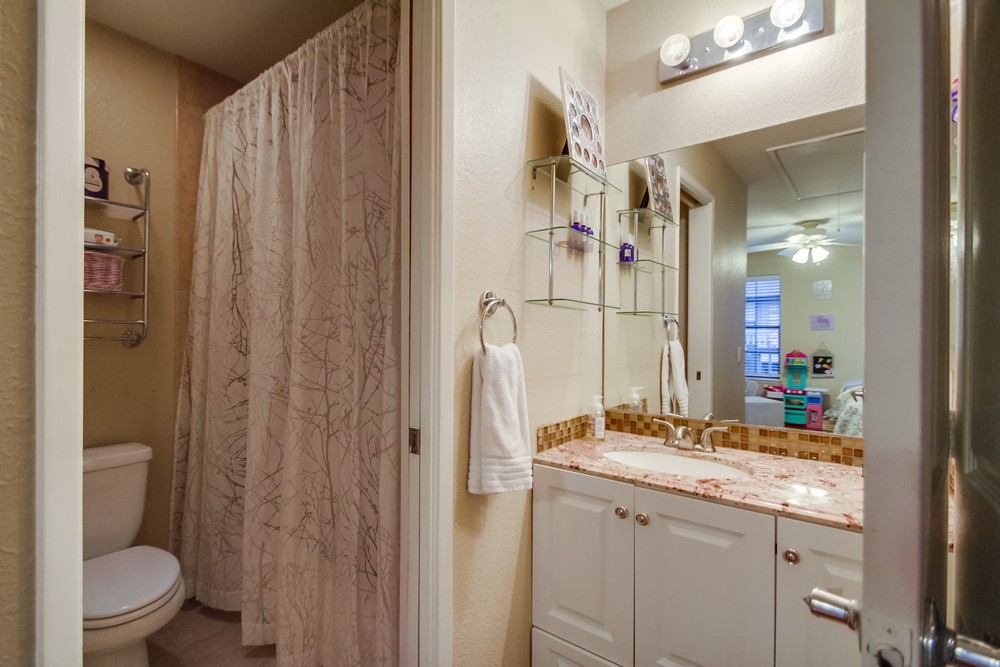 Virtual tour photo 24 of 41 for 3961 Hortensia St