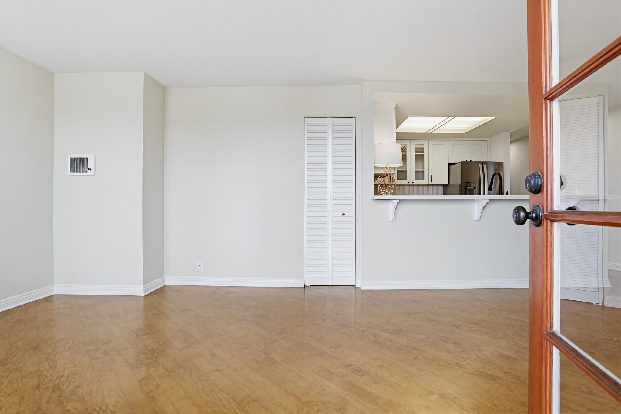Virtual tour photo 7 of 40 for 3961 Hortensia St