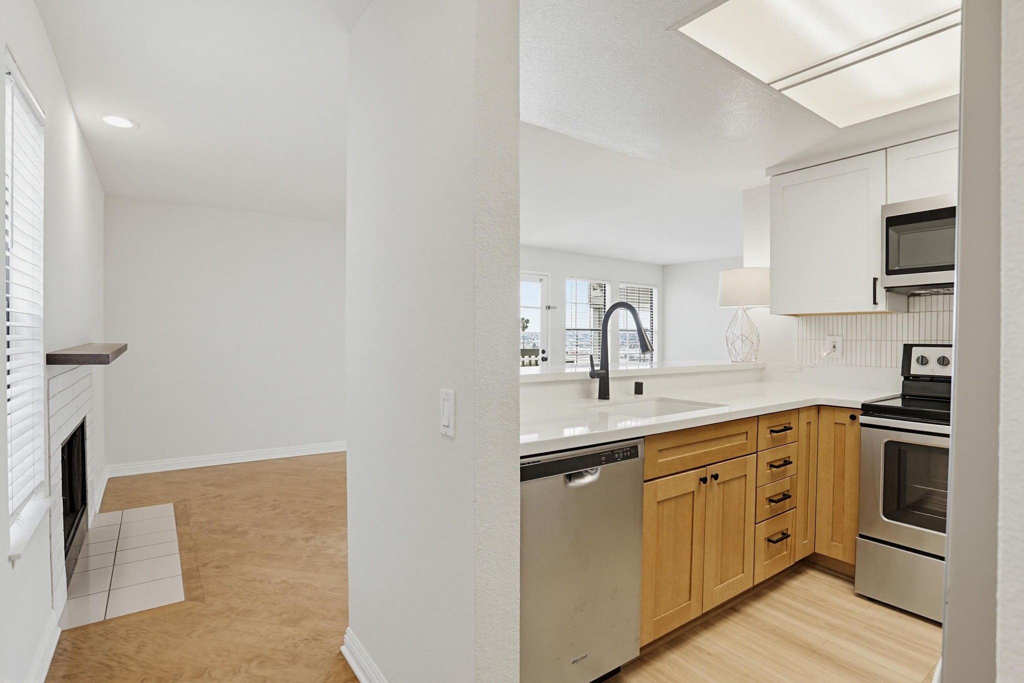 Virtual tour photo 20 of 40 for 3961 Hortensia St