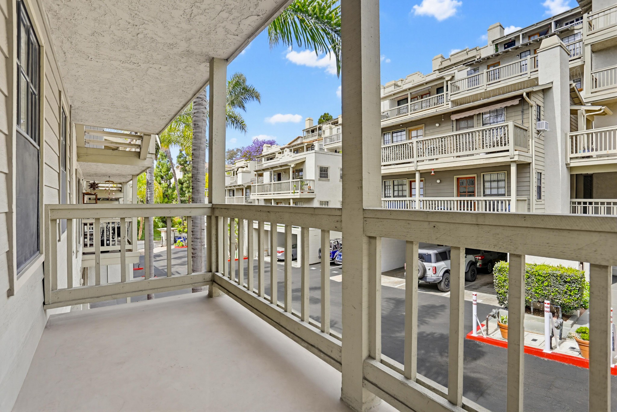 Virtual tour photo 33 of 40 for 3961 Hortensia St