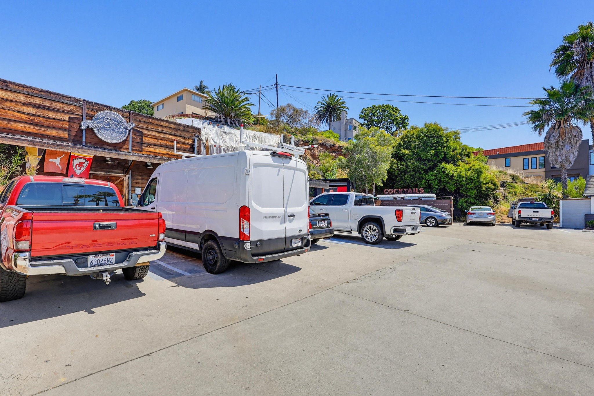 Virtual tour photo 5 of 47 for 3961 Hortensia St